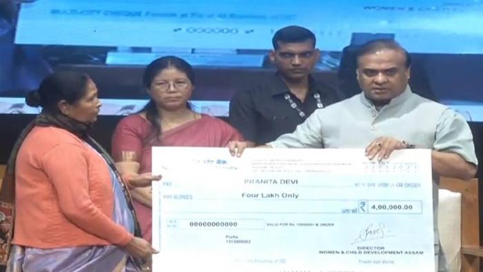 Assam CM Himanta Biswa Sarma distributes terminal benefits to Anganwadi workers and helpers