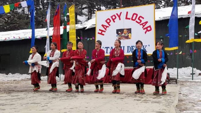 Arunachal: Tawang locals celebrate Losar festival with Indian army at LAC international border