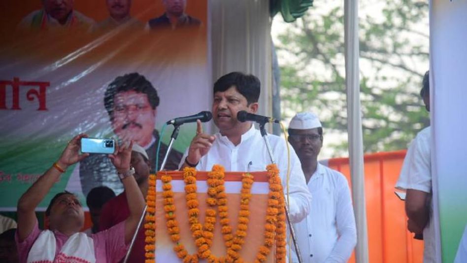 Saffron party has adopted the 'Panch Pandava' policy and silenced its anti-BJP voices, alleges Congress leader Prabhakar Sathe Saffron party has adopted the 'Panch Pandava' policy and silenced its anti-BJP voices, alleges Congress leader Prabhakar Sathe