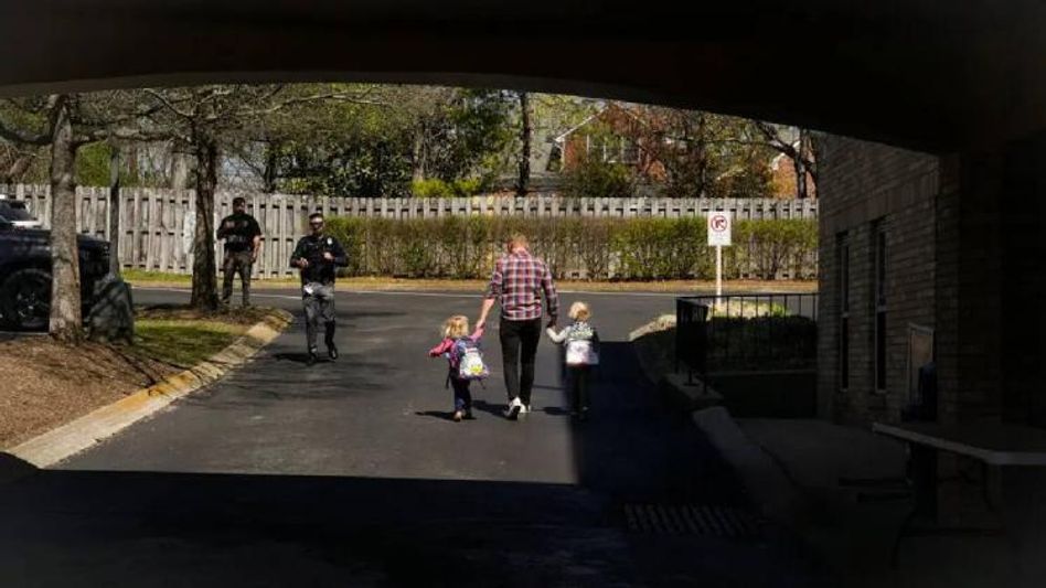Shooter kills 6 including 3 students in Nashville school; drew maps, surveyed area before massacre Shooter kills 6 including 3 students in Nashville school; drew maps, surveyed area before massacre