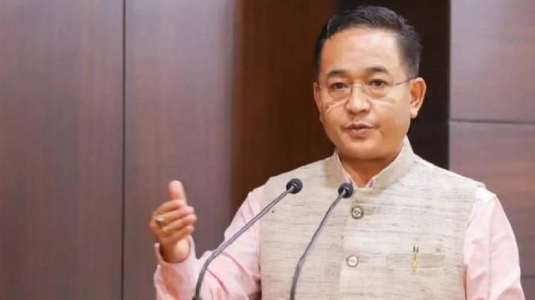 Sikkim Chief Minister urges investors to tap into state's huge hydropower potential
