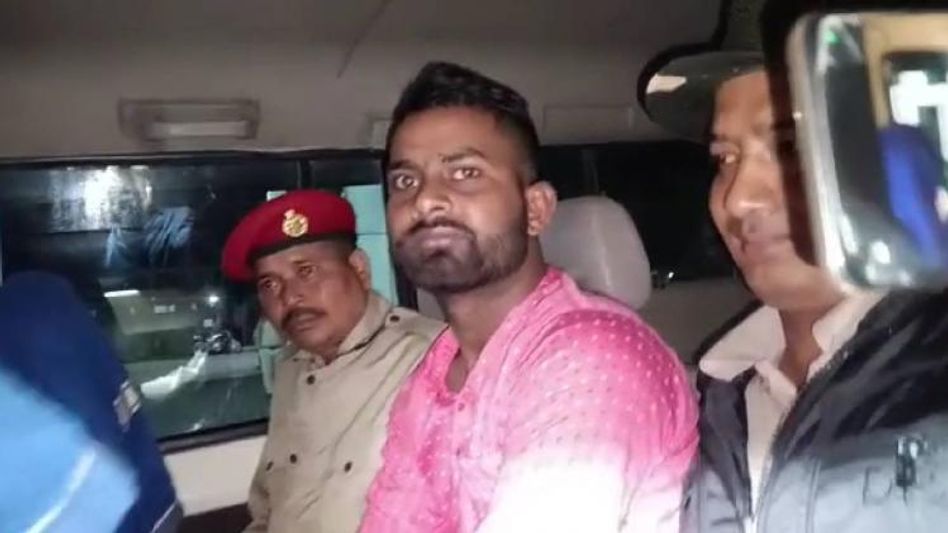 Assam: Police arrest one on charges of cyber fraud in Bongaigaon, 21 ATM cards seized Assam: Police arrest one on charges of cyber fraud in Bongaigaon, 21 ATM cards seized