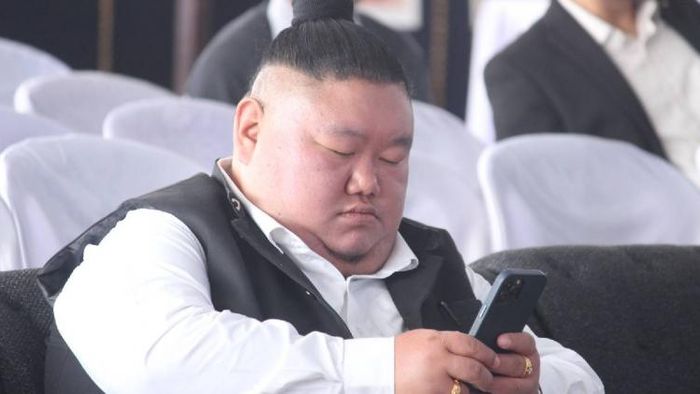 Nagaland Minister Temjen Imna Along "Not Sleeping" tweet goes viral, Twitter in splits