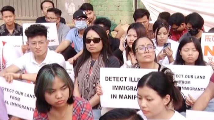 Student bodies stage demonstration in Delhi, demands implementation of NRC