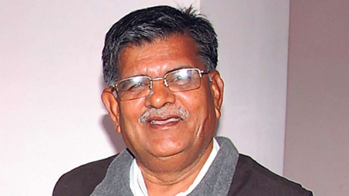 Assam Governor reviews Kamrup Metropolitan projects