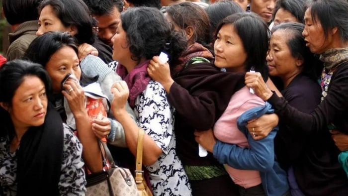 Women's organisations protest against decision to call off civic polls