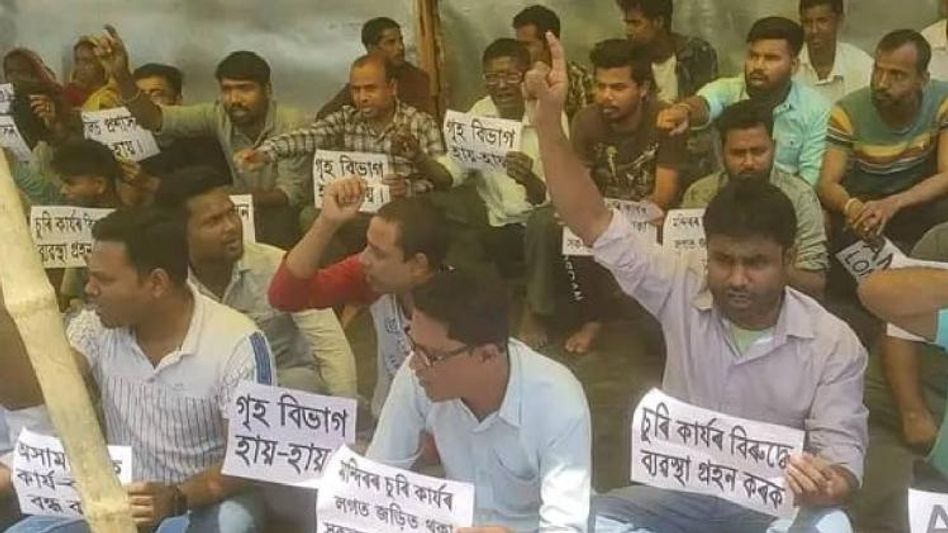 Assam: Muslim youths demand action against temple thefts in Morigaon Assam: Muslim youths demand action against temple thefts in Morigaon