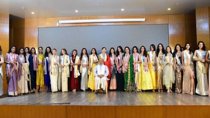 Manipur Chief Minister N Biren Singh with 30 contestants of Femina Miss India 2023