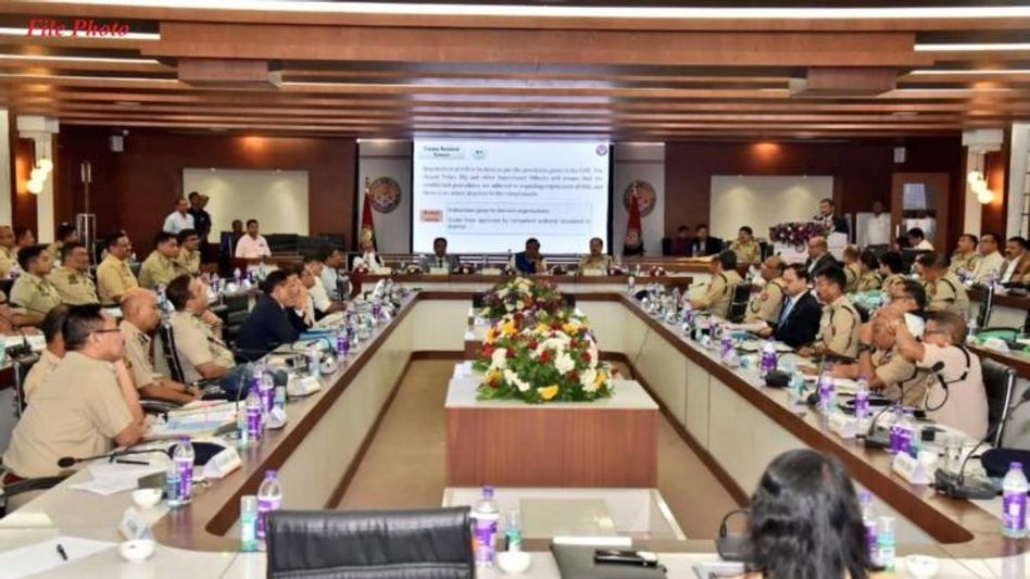 Assam CM directs SPs to improve law and order parameters proactively in the state Assam CM directs SPs to improve law and order parameters proactively in the state