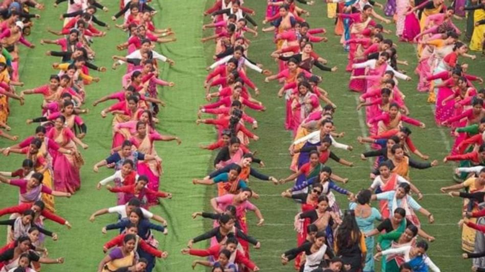 Assam: Himanta Biswa Sarma to surprise 'Bihuwan-Bihuwati' on April 13, mulls reward Assam: Himanta Biswa Sarma to surprise 'Bihuwan-Bihuwati' on April 13, mulls reward