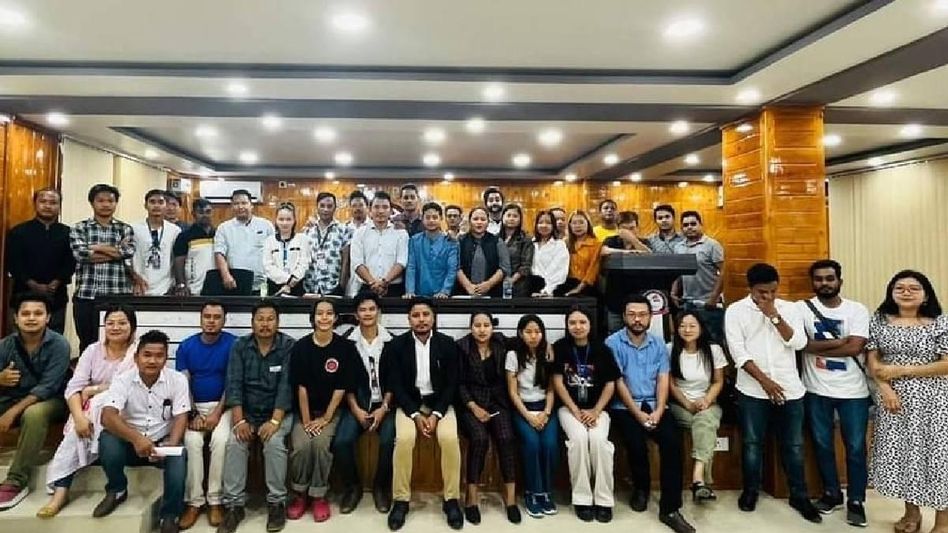 Arunachal: AEDMA holds joint meeting with non-affiliated members to address misuse of press freedom Arunachal: AEDMA holds joint meeting with non-affiliated members to address misuse of press freedom