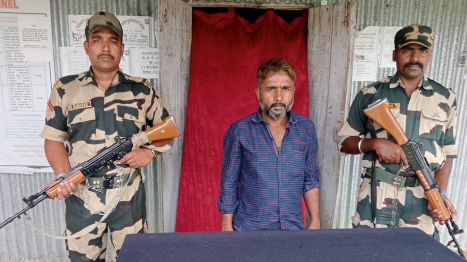 Assam; BSF apprehends Bangladeshi national crossing fence in South Salmara-Mankachar Assam; BSF apprehends Bangladeshi national crossing fence in South Salmara-Mankachar