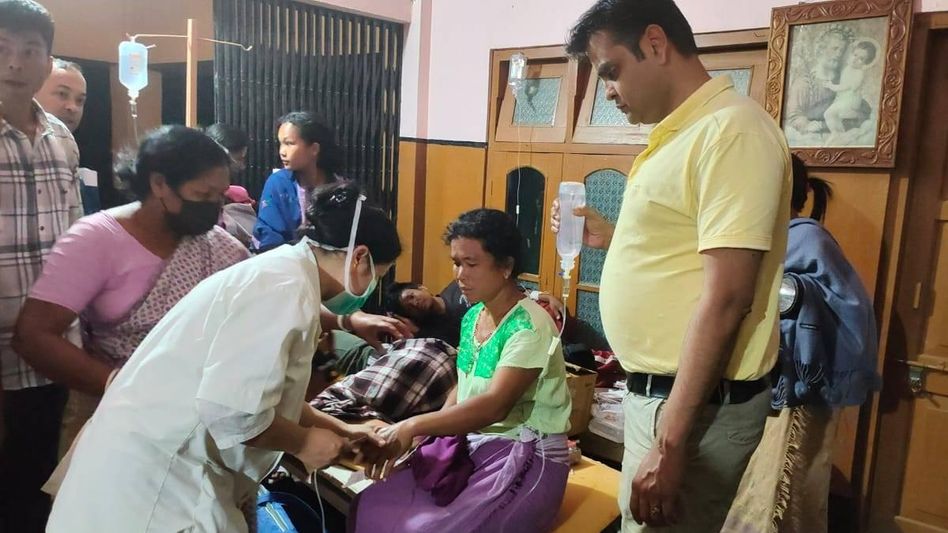 Assam: Suspected food poisoning claims one life and hospitalizes over 100 in Goalpara Assam: Suspected food poisoning claims one life and hospitalizes over 100 in Goalpara