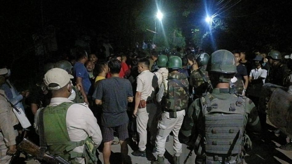 Manipur: Mob attempts attack on Union Minister RK Ranjan's residence amidst unrest Manipur: Mob attempts attack on Union Minister RK Ranjan's residence amidst unrest