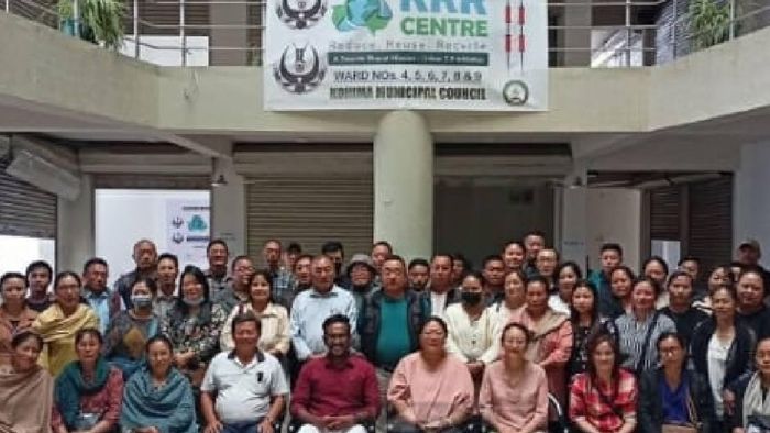 Kohima DC Shanavas C with the Kohima Municipal Council officials and members of NGs and SHGs during the inauguration of RRR centres in Kohima on May 20