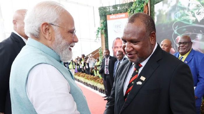 PM Modi hold talks with Papua New Guinea Governor