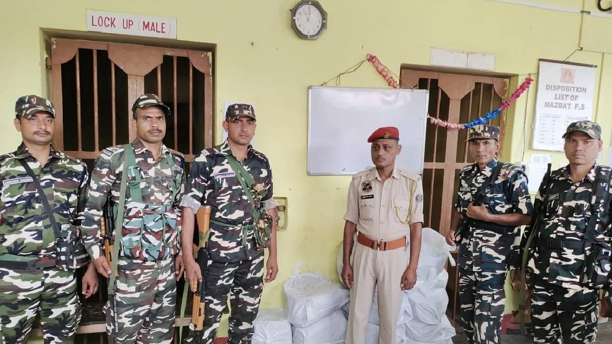 Assam: SSB seizes cannabis in joint night patrol; Commanding Officer lauds soldiers' efforts