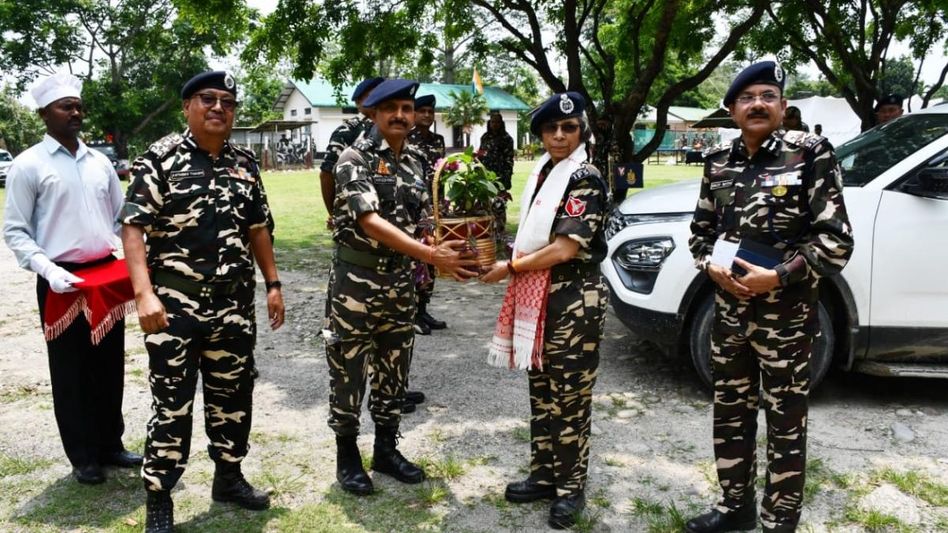 Assam: DG SSB visits 23rd Bn Sashastra Seema Bal Lalpool, stresses on India-Bhutan friendship Assam: DG SSB visits 23rd Bn Sashastra Seema Bal Lalpool, stresses on India-Bhutan friendship