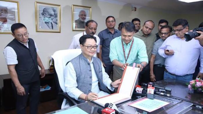 Union Minister Kiren Rijiju takes charge of Ministry of Earth Sciences