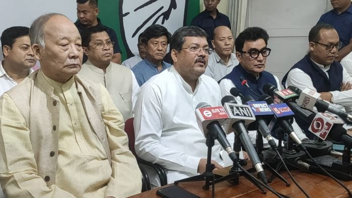 Manipur Congress rebukes central leaders for their silence over present crisis