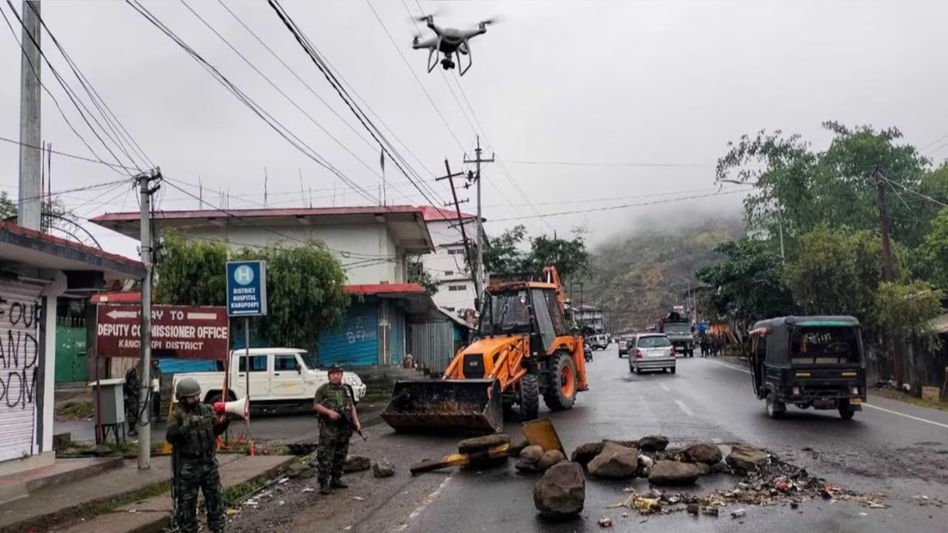 Manipur violence: Centre announces compensation package of Rs 10 lakh for those killed in ethnic clashes Manipur violence: Centre announces compensation package of Rs 10 lakh for those killed in ethnic clashes