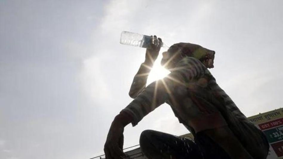 Tripura braces for sweltering heatwave; Meteorological department warns of hot conditions for next three days Tripura braces for sweltering heatwave; Meteorological department warns of hot conditions for next three days