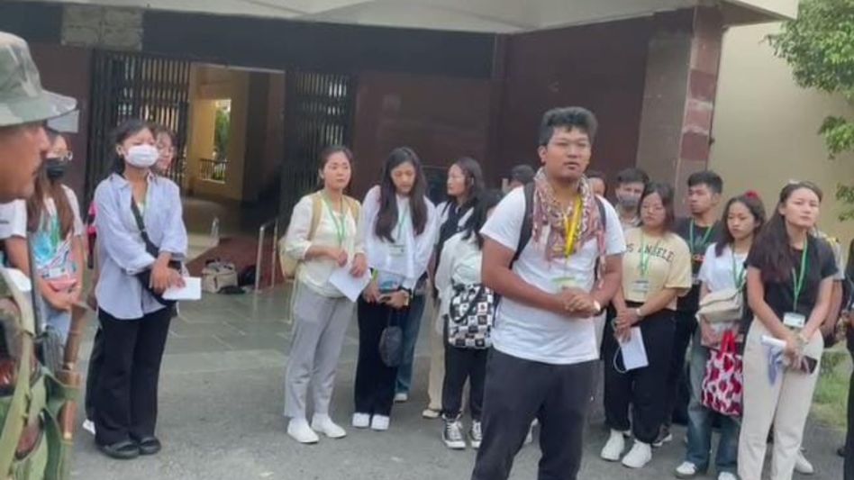 Assam Rifles rescues 37 students from Mizoram studying in Manipur Assam Rifles rescues 37 students from Mizoram studying in Manipur