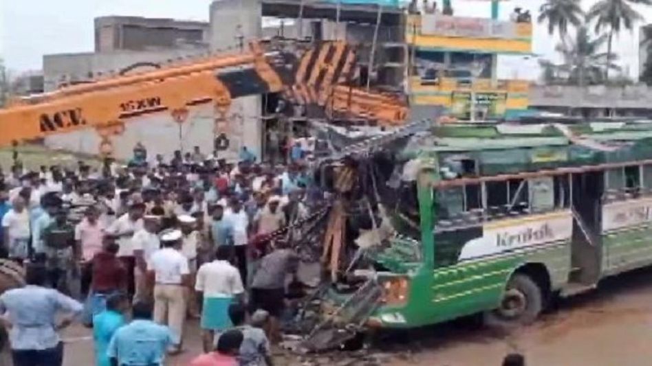 Tamil Nadu: 2 killed, 70 injured after two buses collide in Cuddalore Tamil Nadu: 2 killed, 70 injured after two buses collide in Cuddalore