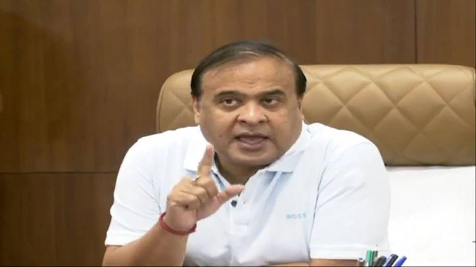 Assam CM Himanta Biswa Sarma warns Deputy Commissioners, says 'No more neglecting Pits and Potholes' Assam CM Himanta Biswa Sarma warns Deputy Commissioners, says 'No more neglecting Pits and Potholes'