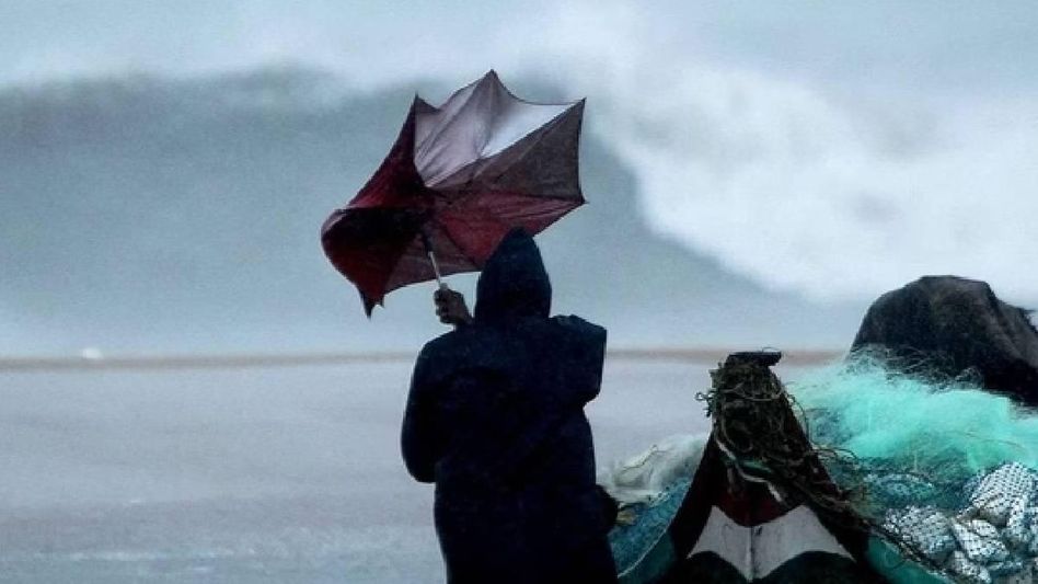 Cyclone Biparjoy intensifies over Arabian sea, likely to hit Mumbai coast Cyclone Biparjoy intensifies over Arabian sea, likely to hit Mumbai coast