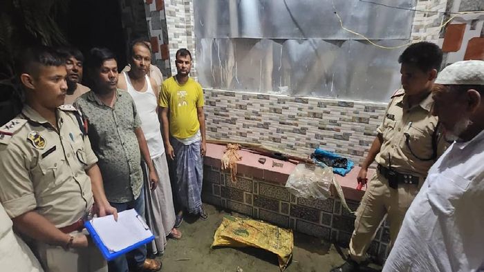 Assam police seizes arms and ammunition in Morigaon, one arrested