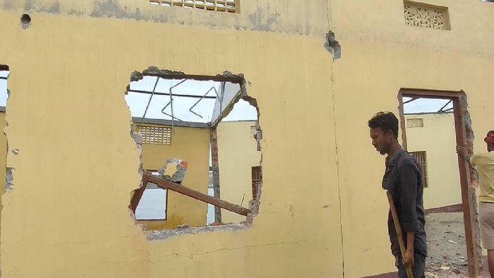 Assam flood: Overflowing Ai River poses serious threat to panchayat office in Bongaigaon