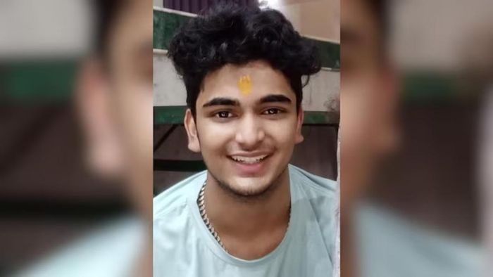 Delhi University student stabbed to death outside the college, two held
