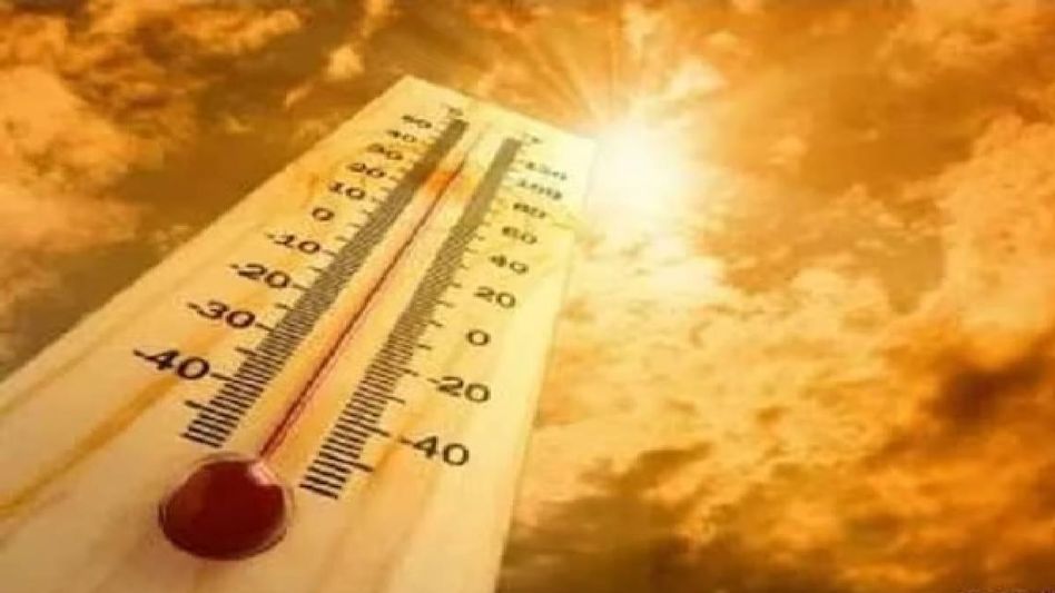 Assam: Amid rising temperatures school authorities lure students with chocolates to attend classes Assam: Amid rising temperatures school authorities lure students with chocolates to attend classes