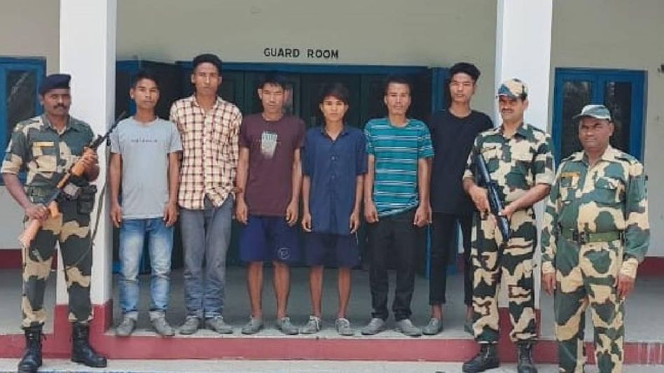 6 NLFT cadres surrender before BSF in Tripura 6 NLFT cadres surrender before BSF in Tripura
