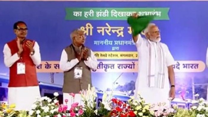 PM Modi flags off five new Vande Bharat trains from Bhopal