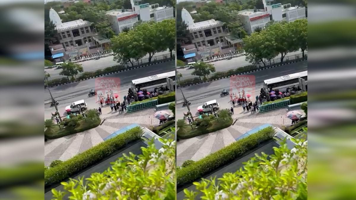 Manipur Violence: Protesters stopped form boarding buses in Delhi