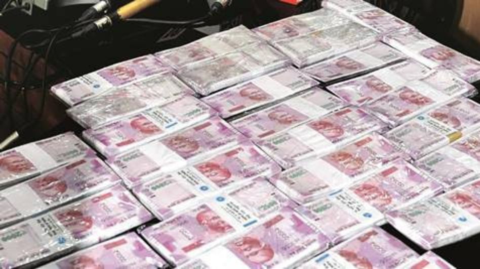 Tripura: Three detained with Rs 56 lakh in high denomination notes Tripura: Three detained with Rs 56 lakh in high denomination notes
