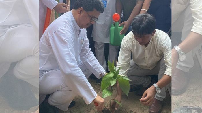 Tripura CM urges to embrace plastic-free lifestyle