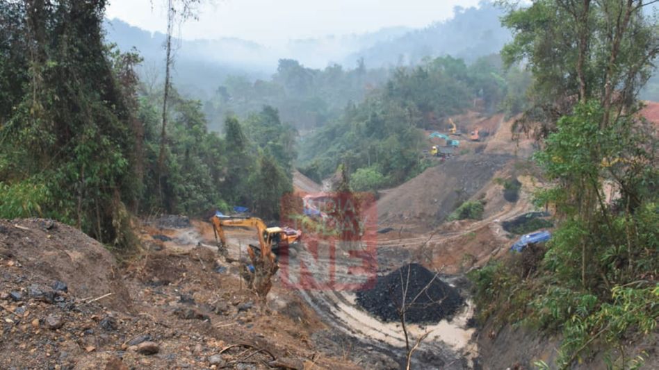 Assam's illegal coal mining deaths: Environmentalists allege state government a mute spectator Assam's illegal coal mining deaths: Environmentalists allege state government a mute spectator