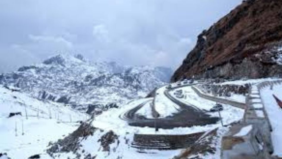 Sikkim: 9 ITBP personnel, 4 others injured in road accident Sikkim: 9 ITBP personnel, 4 others injured in road accident