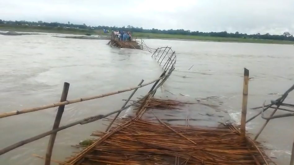 Assam flood worsens as incessant rain continues, 34,000 people displaced Assam flood worsens as incessant rain continues, 34,000 people displaced