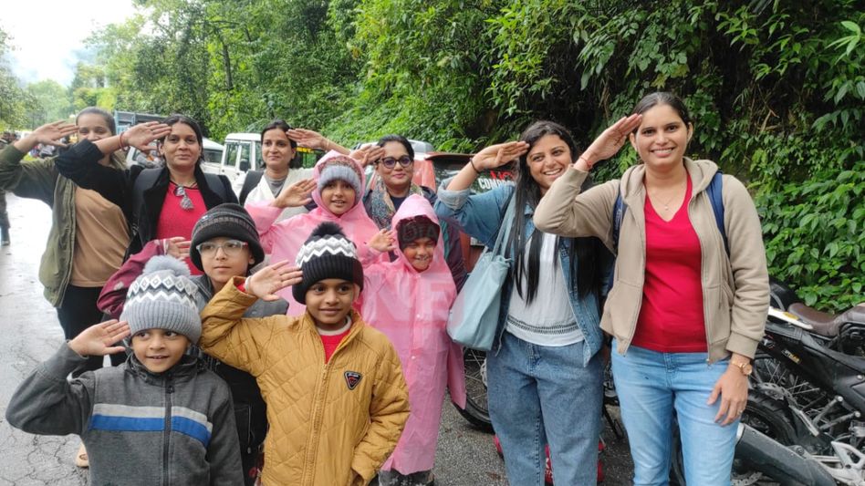 Indian Army rescues 3500 tourists stranded due to landslides in North Sikkim Indian Army rescues 3500 tourists stranded due to landslides in North Sikkim