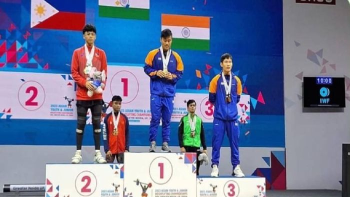 Sangkar Lapung clinches bronze medal