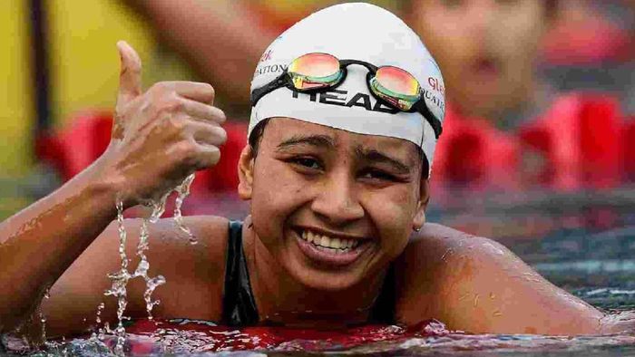 Assam swimmer Astha Choudhury shines with gold medal at 76th National Swimming Championship
