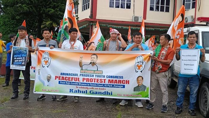 Congress protesting against court's verdict on Rahul Gandhi
