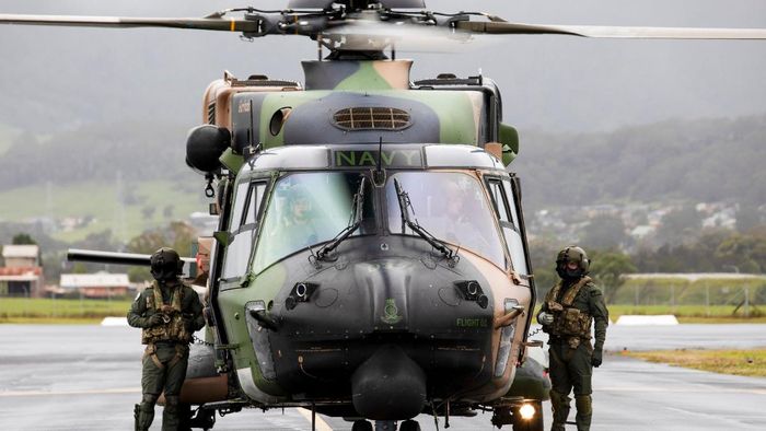 Australia: 4 crew missing after military helicopter crash