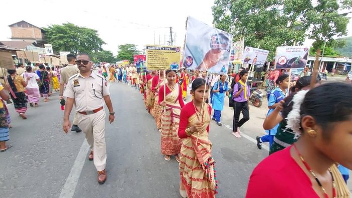 Kamrup Police and Kamrup District Transport department jointly organize road safety awareness programme