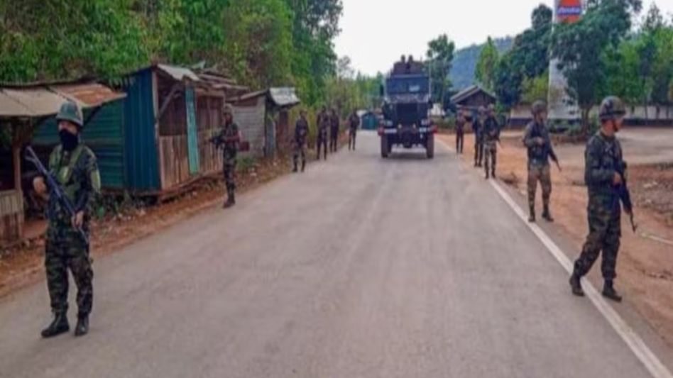 Manipur violence: Two incidents of firing reported in Thoubal district, one dead Manipur violence: Two incidents of firing reported in Thoubal district, one dead