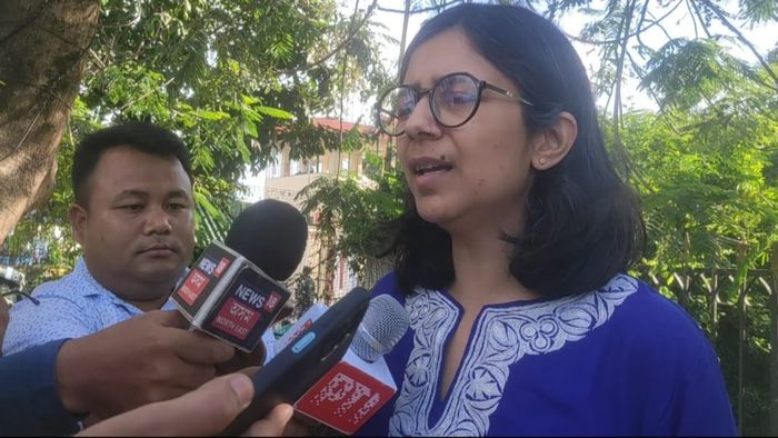 DCW chairperson urges central leaders to visit Manipur